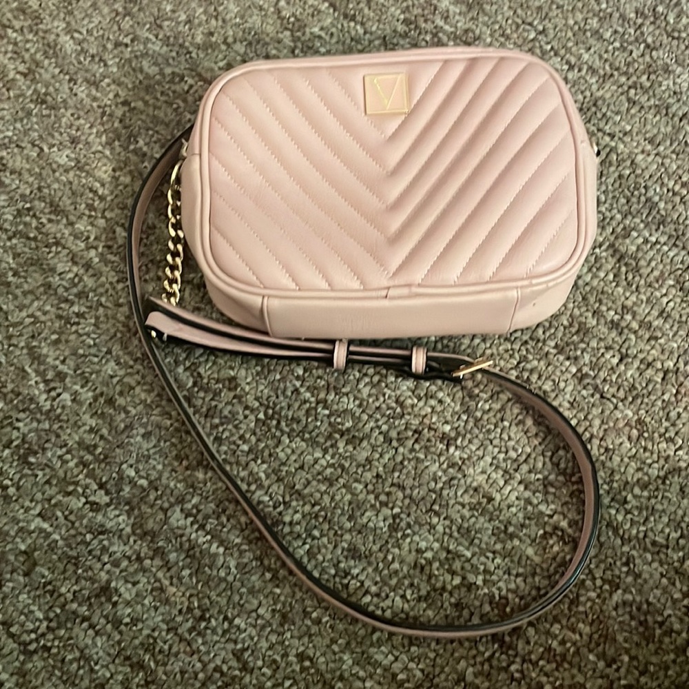 pink VS purse